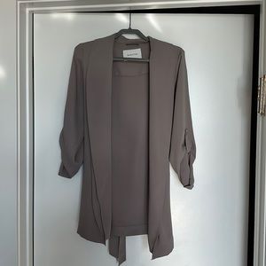 Aritzia Babaton - Unstructured Grey/Dark Beige Blazer - Size L